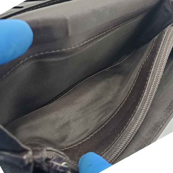 Authentic Preowned Gucci Bifold Wallet - Picture 13 of 14